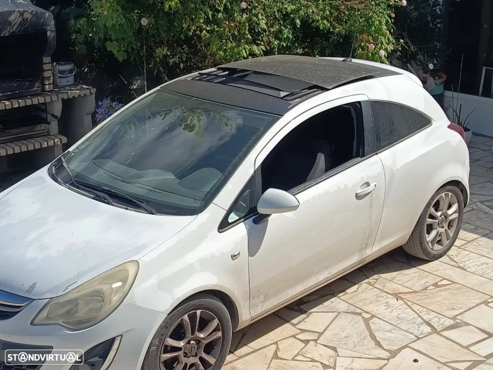 Opel Corsa 1.2 Street Edition - 1