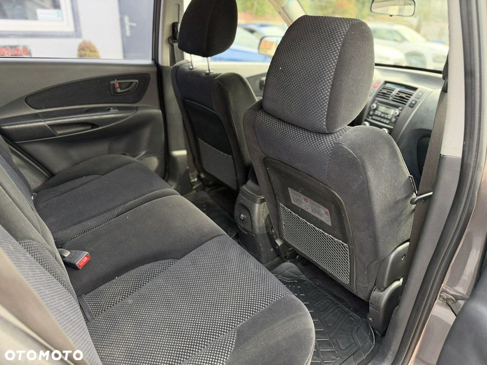 Hyundai Tucson 2.0 2WD GLS - 26