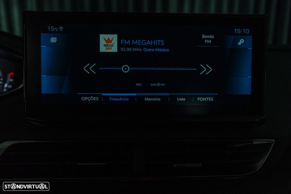 Peugeot 5008 1.2 PureTech Allure EAT8 - 18