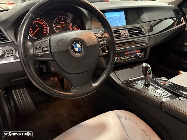 BMW 520 d Aut. Luxury Line - 12