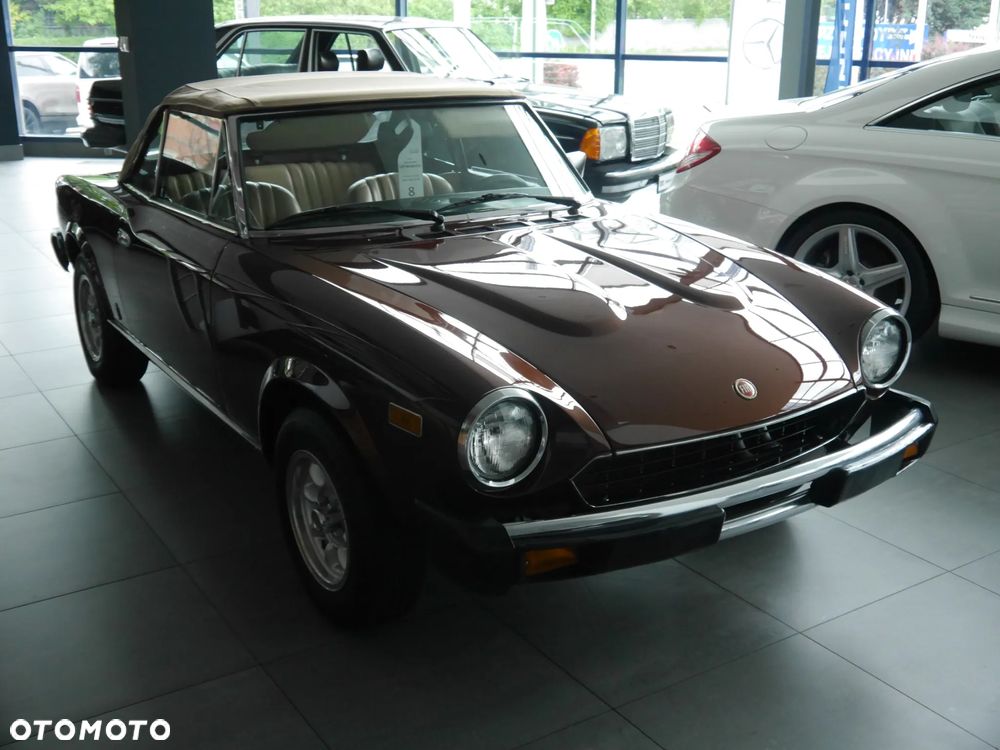 Fiat 124 Spider - 15