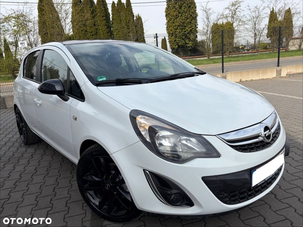 Opel Corsa 1.4 T Graphite S&S - 9