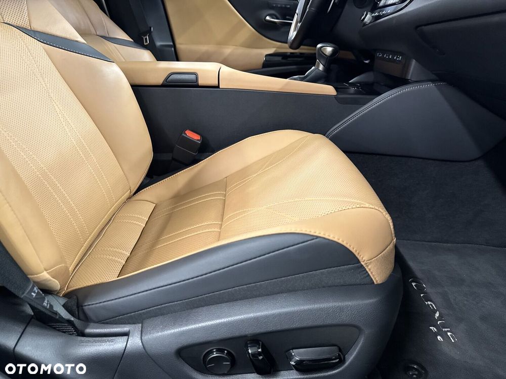 Lexus ES 300h Prestige - 21