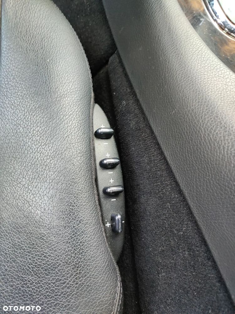 Mercedes-Benz CLK 320 CDI 7G-TRONIC Avantgarde DPF - 11