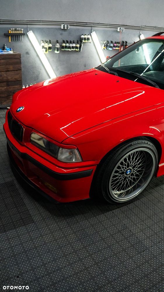 BMW Seria 3 323i - 17