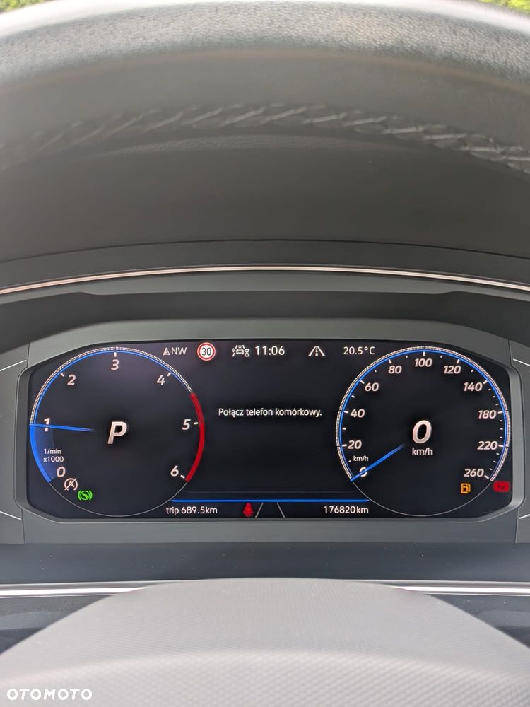 Volkswagen Tiguan 2.0 TDI SCR 4MotION DSG R-Line - 24