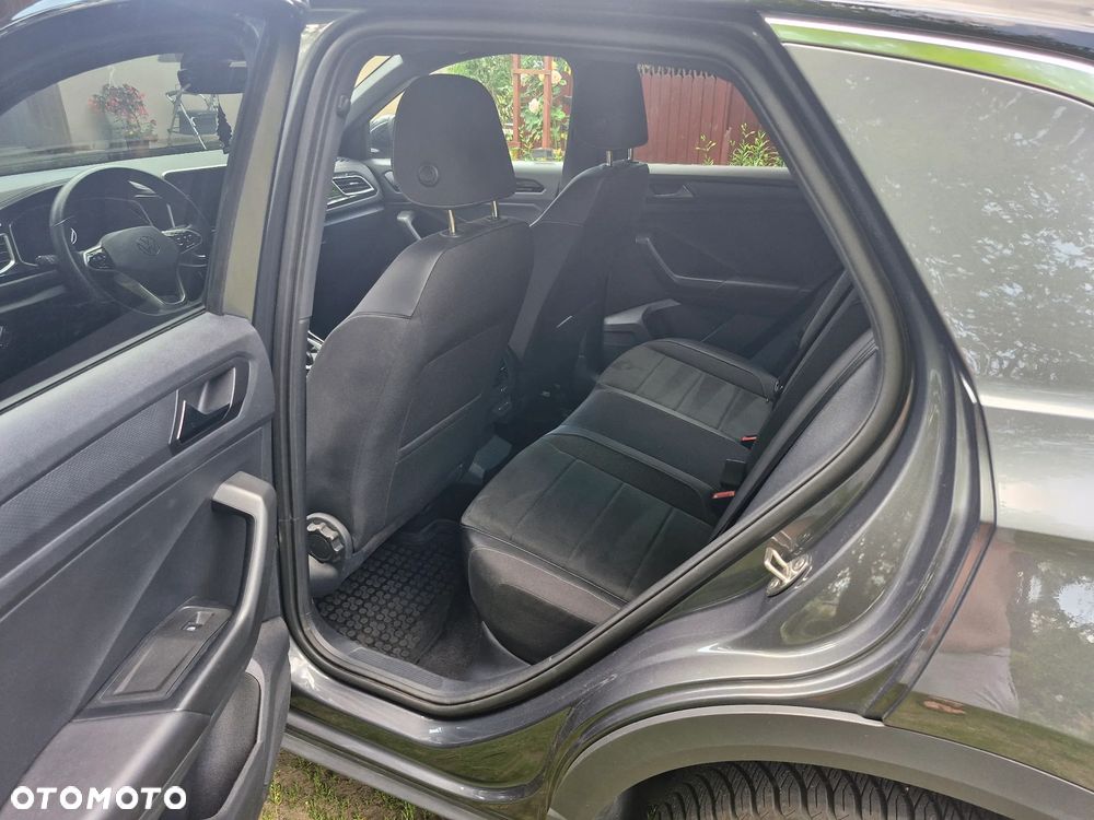 Volkswagen T-Roc - 9