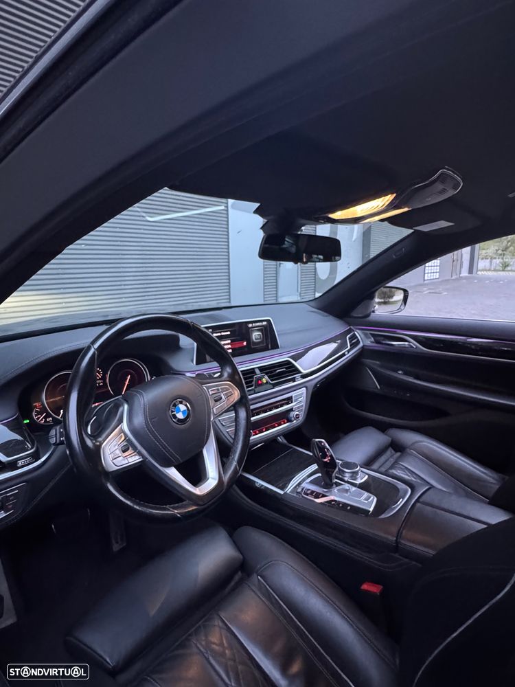 BMW 725 d Pack M - 5