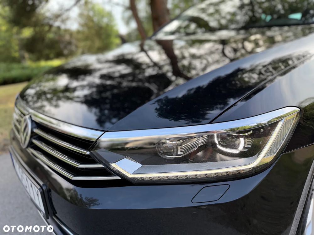 Volkswagen Passat 1.6 TDI SCR DSG - 34