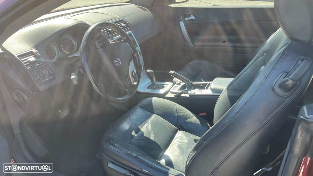 Volvo C70 2.0 D Momentum Powershift - 12