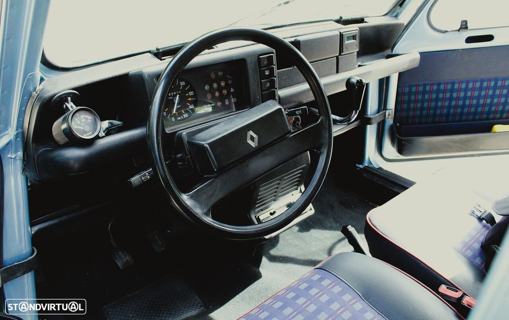 Renault 4 1.1 GTL - 44