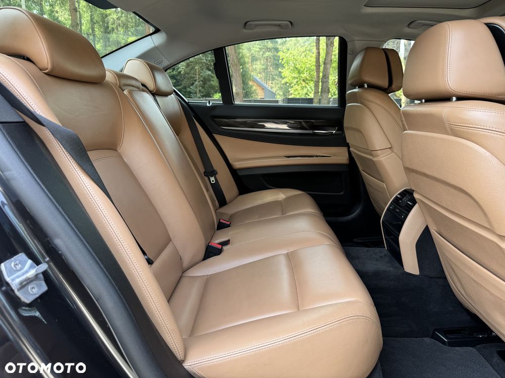 BMW Seria 7 740d xDrive Edition Exclusive - 35