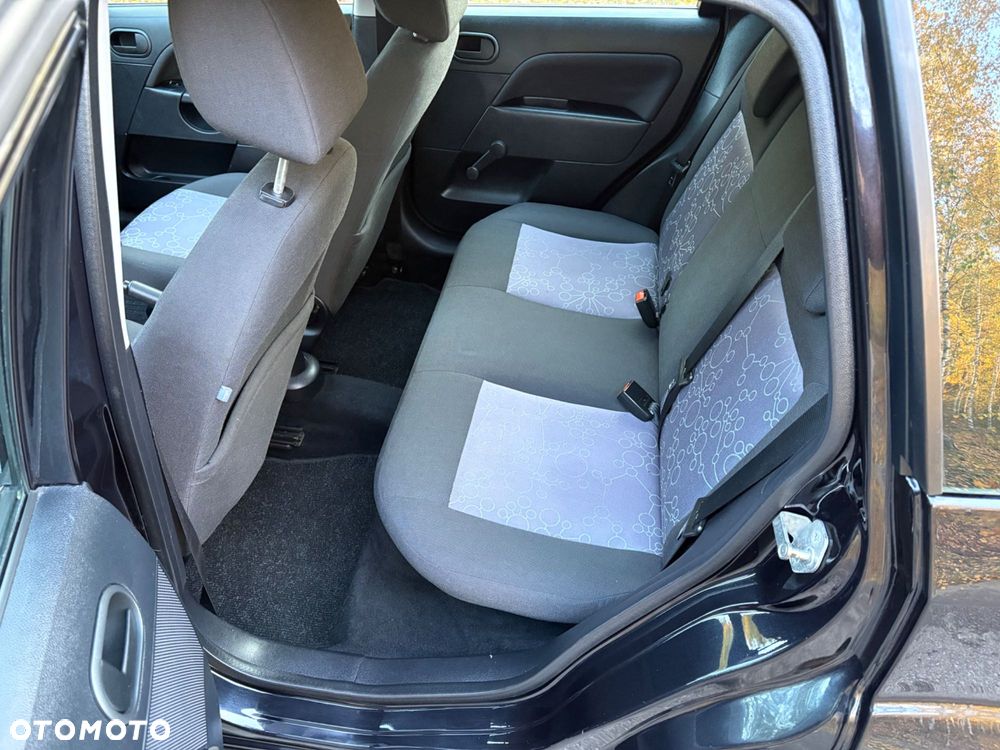 Ford Fiesta - 6