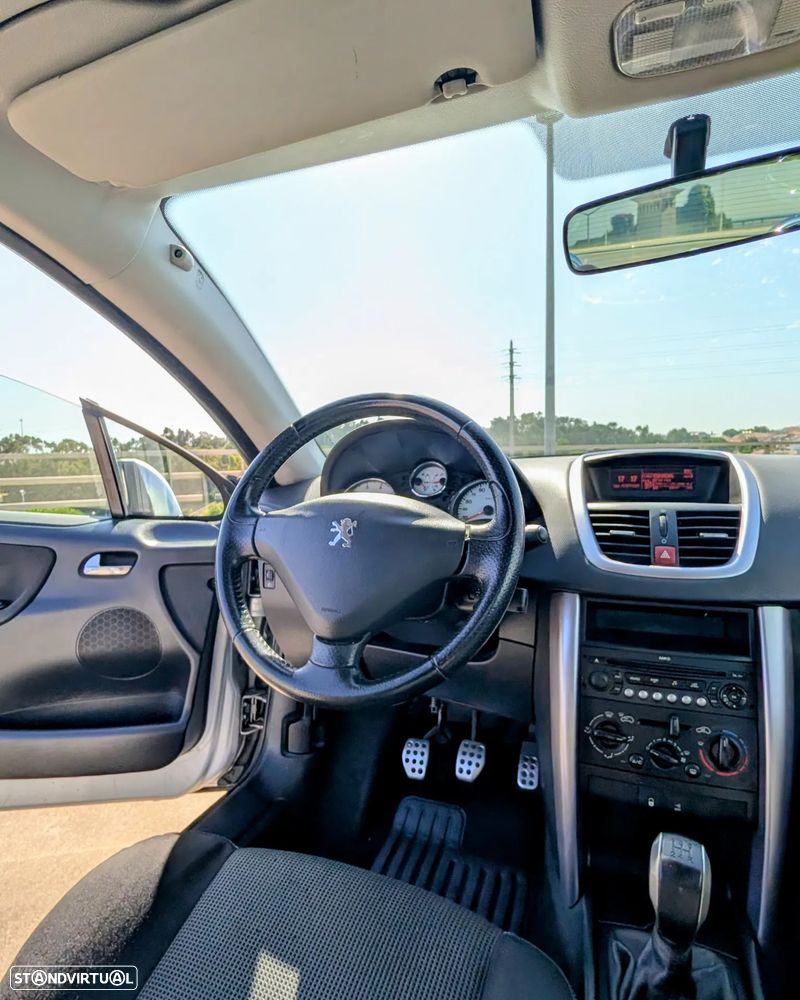 Peugeot 207 CC 1.6 16V - 8