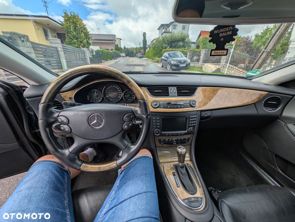 Mercedes-Benz CLS 500 - 10