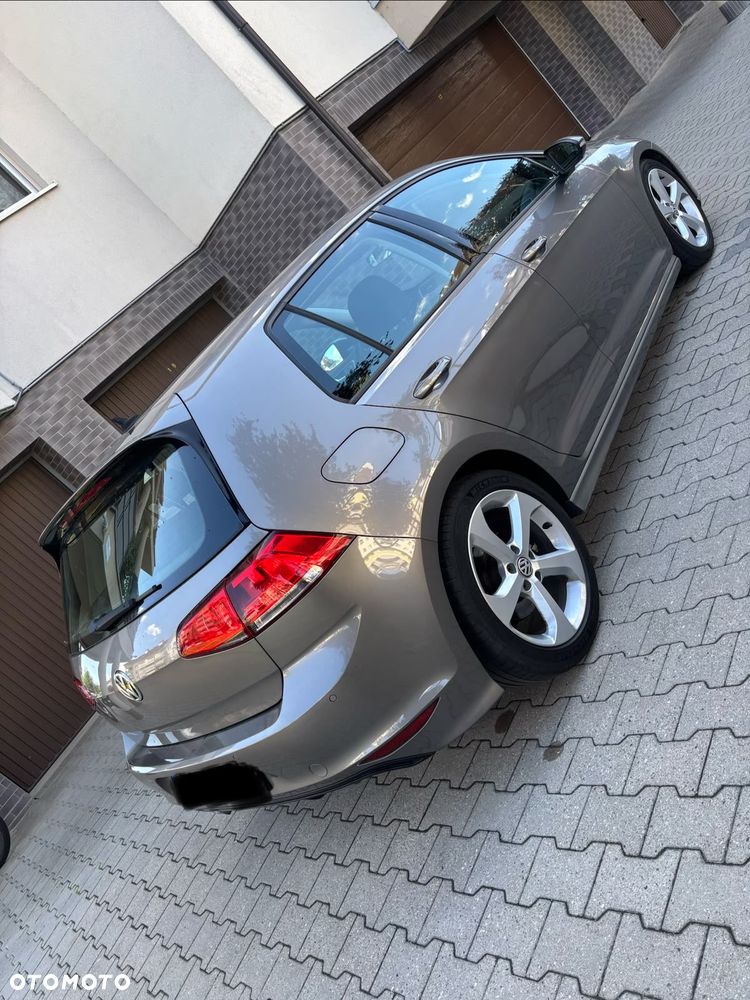 Volkswagen Golf - 4