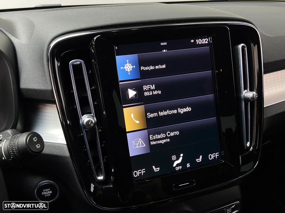 Volvo XC 40 1.5 T2 Plus Dark Auto - 17