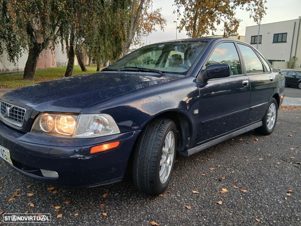 Volvo S40 - 1