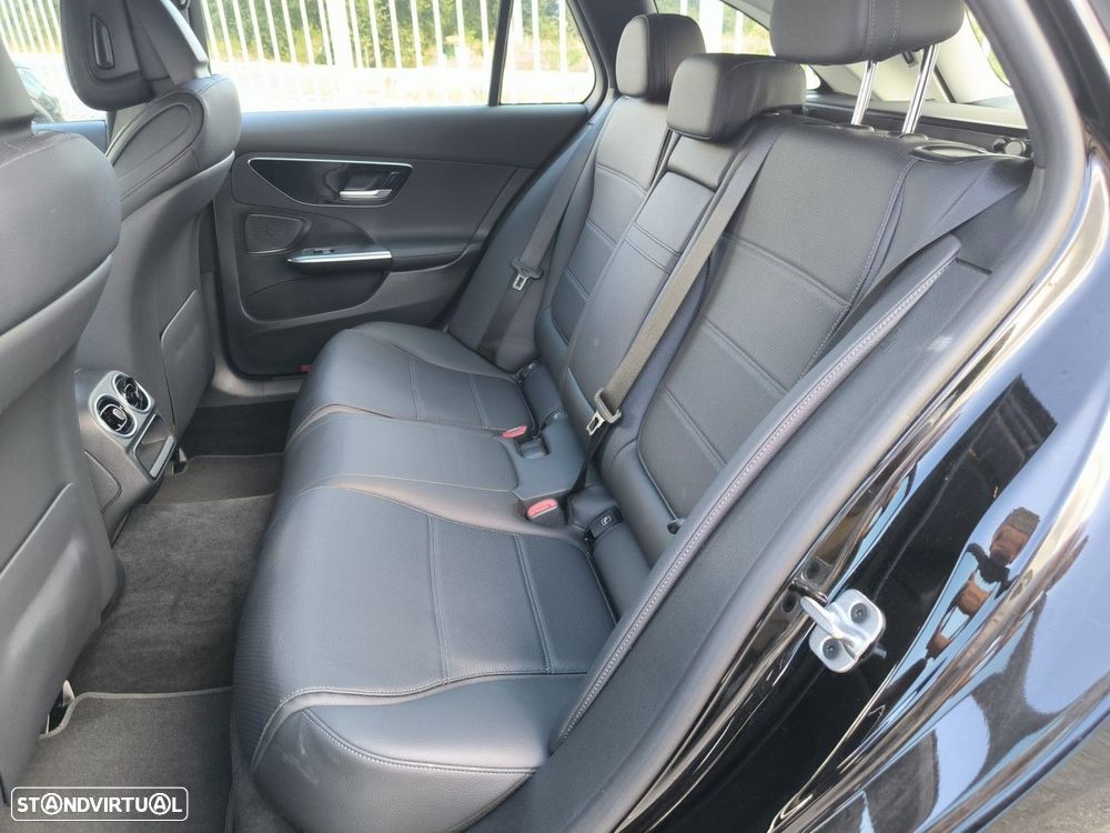 Mercedes-Benz C 300 e T 9G-TRONIC Avantgarde - 22