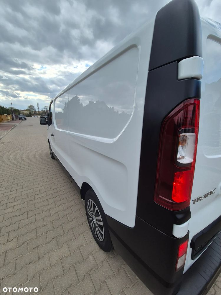 Renault Trafic 2017r Long 100Tys km!!! Klima Kamera Full Super stan - 8