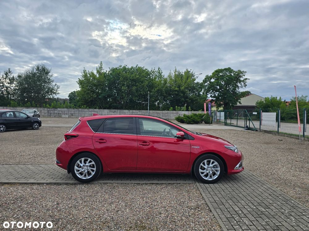 Toyota Auris Hybrid 135 Prestige - 5