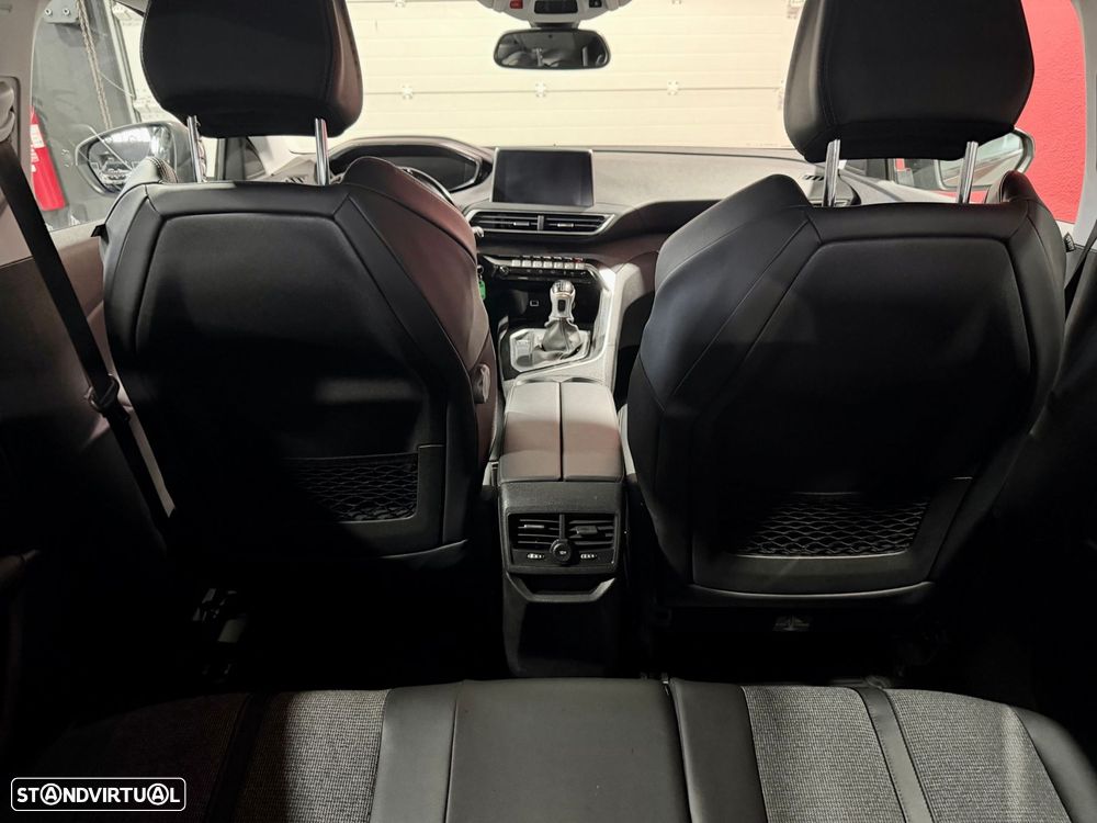 Peugeot 3008 - 28
