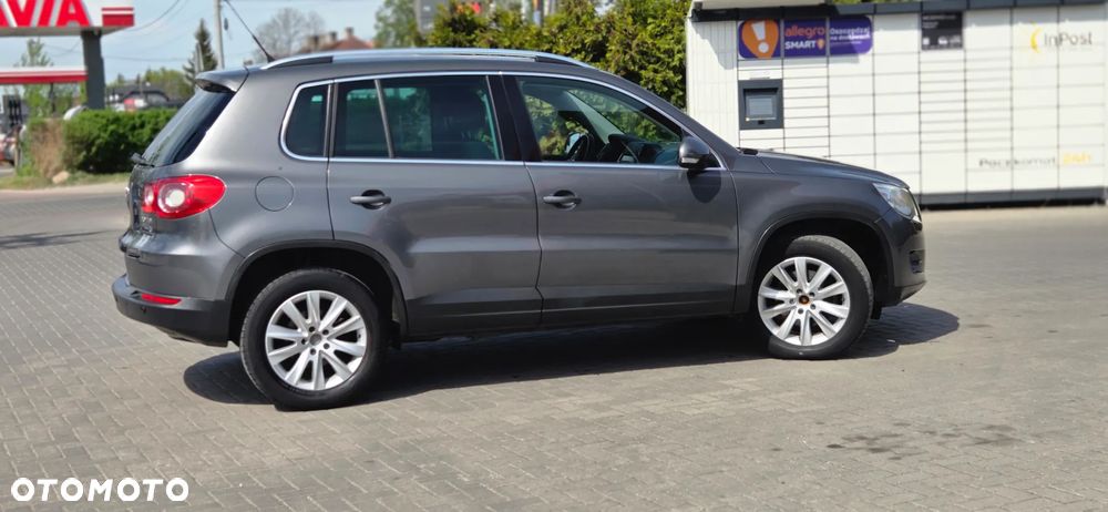 Volkswagen Tiguan 2.0 TDI DPF BlueMotion Technology Exclusive - 18