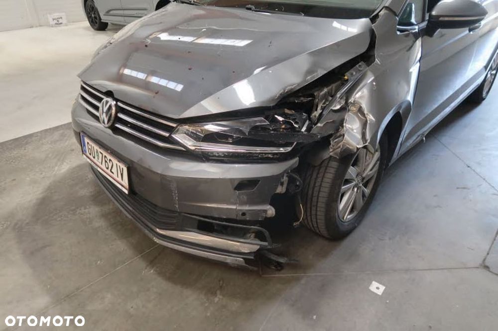 Volkswagen Touran 1.5 TSI ACT OPF DSG Comfortline - 3