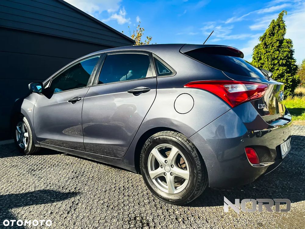 Hyundai i30 1.4 Comfort - 8