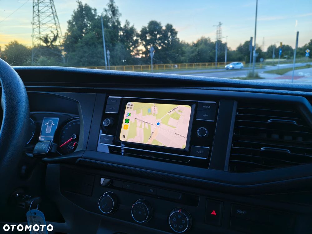 Volkswagen Transporter - 16
