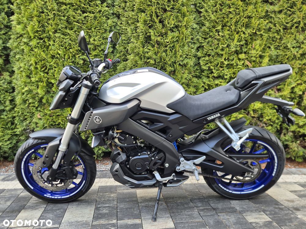 Yamaha MT - 5