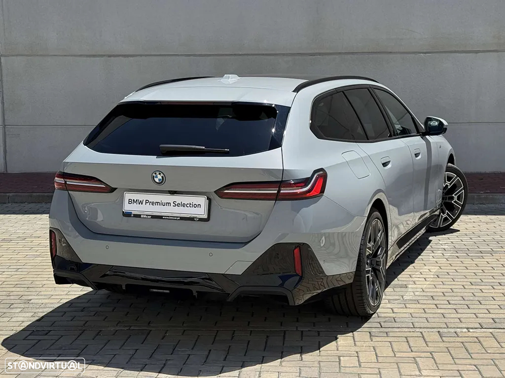 BMW i5 M60 xDrive Pack Desportivo M Pro - 4