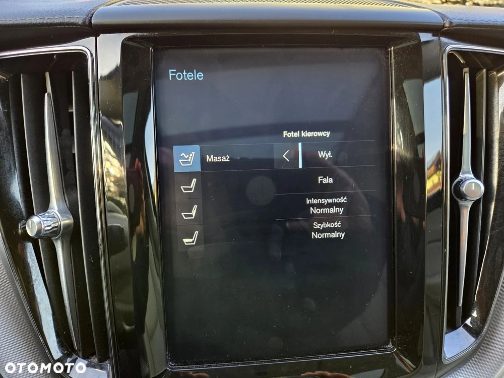 Volvo XC 60 D5 AWD Geartronic Inscription - 33