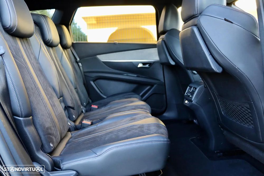 Peugeot 5008 1.2 PureTech GT EAT8 - 28