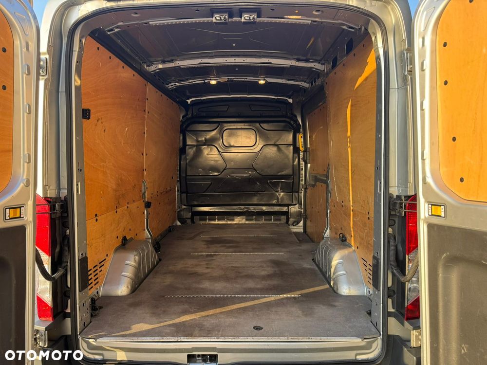 Ford Transit - 9