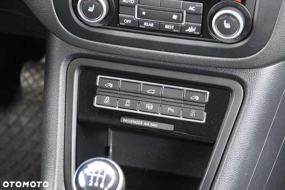 Volkswagen Sharan 2.0 TDI 4MOTION Blue Motion Style - 33