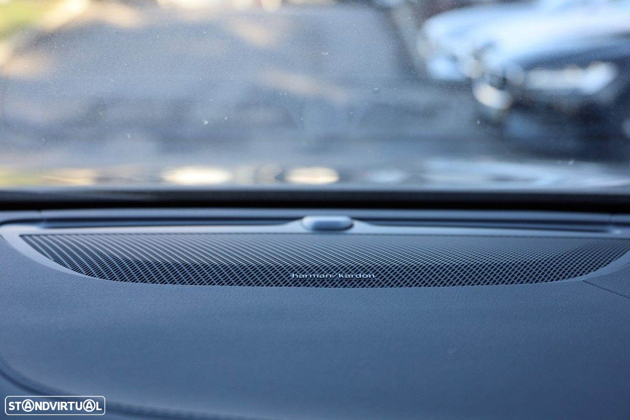 Volvo V90 2.0 B5 Inscription AWD Geartronic - 22