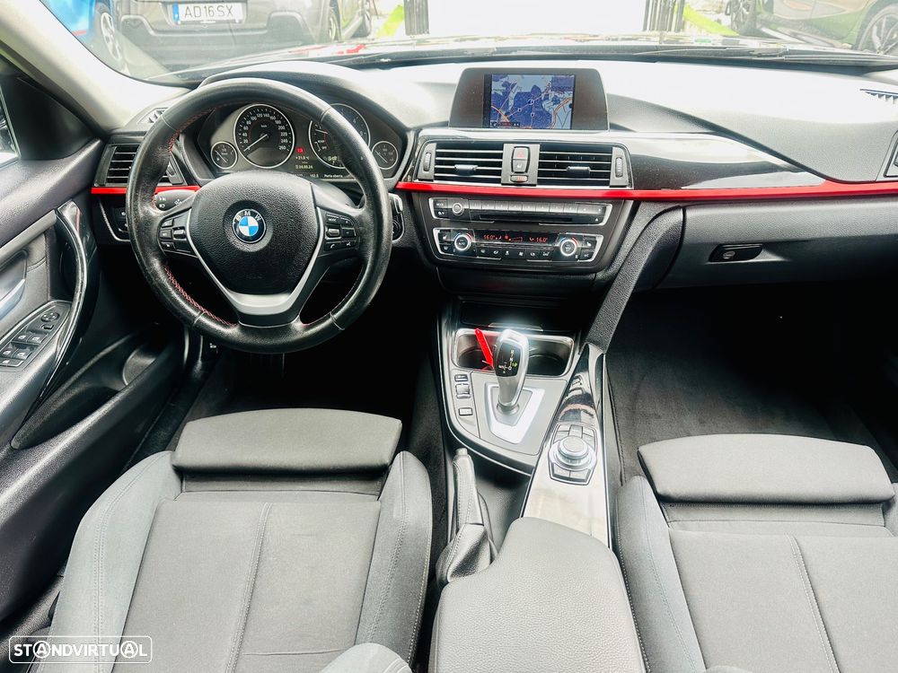 BMW 320 d DPF Touring Aut. Edition Sport - 21