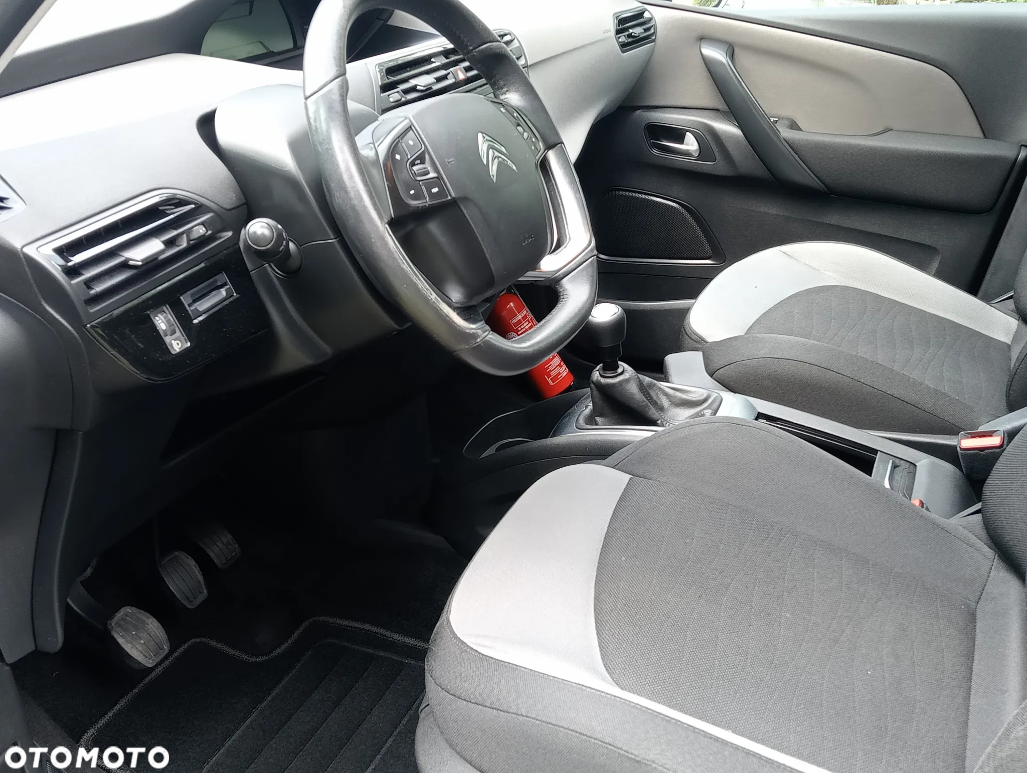 Citroën C4 Grand Picasso - 11