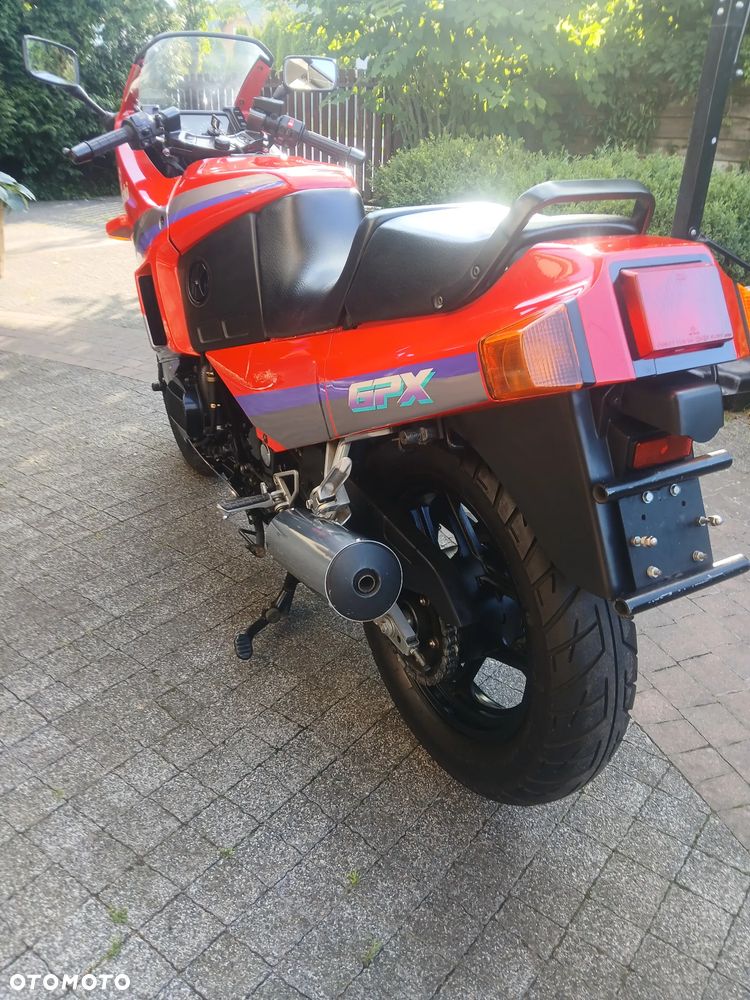 Kawasaki GPX - 3