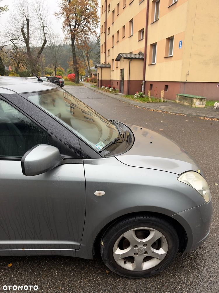 Suzuki Swift - 8