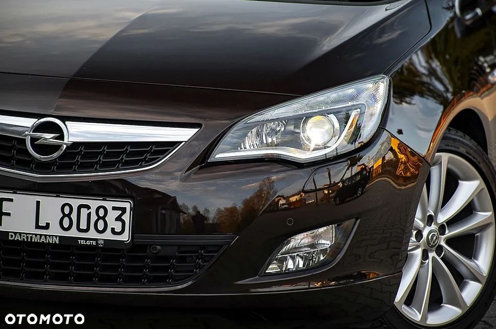 Opel Astra 1.4 Turbo Cosmo - 8