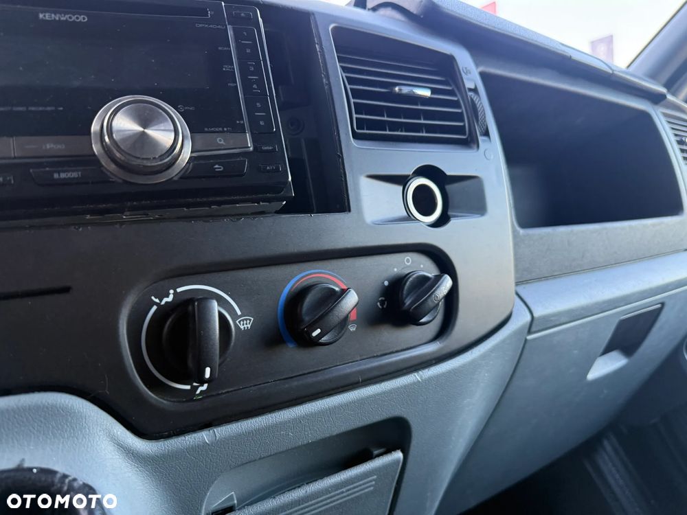 Ford Transit 2.2 Diesel Klimatyzacja Elektryczne Szyby Radio CD Opłacony - 22