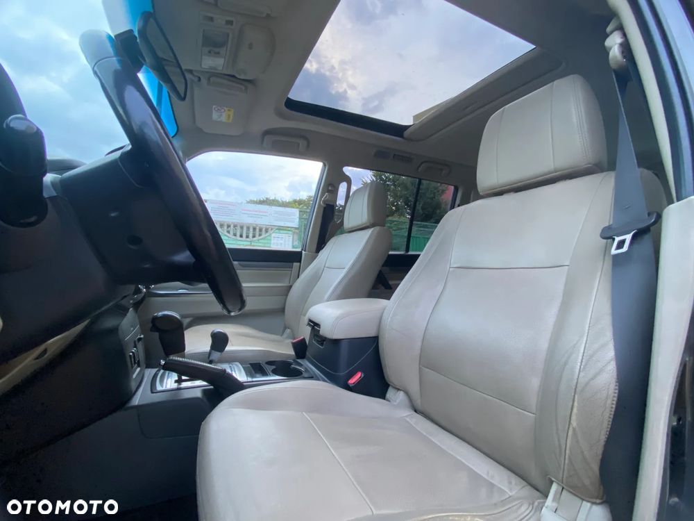 Mitsubishi Pajero 3.2 DID Instyle - 17