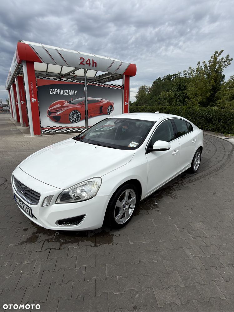 Volvo S60 - 1