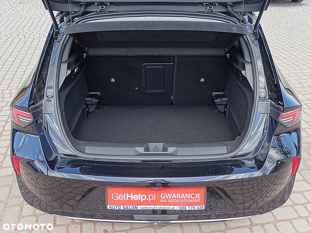Opel Astra 1.2 Turbo GS - 17