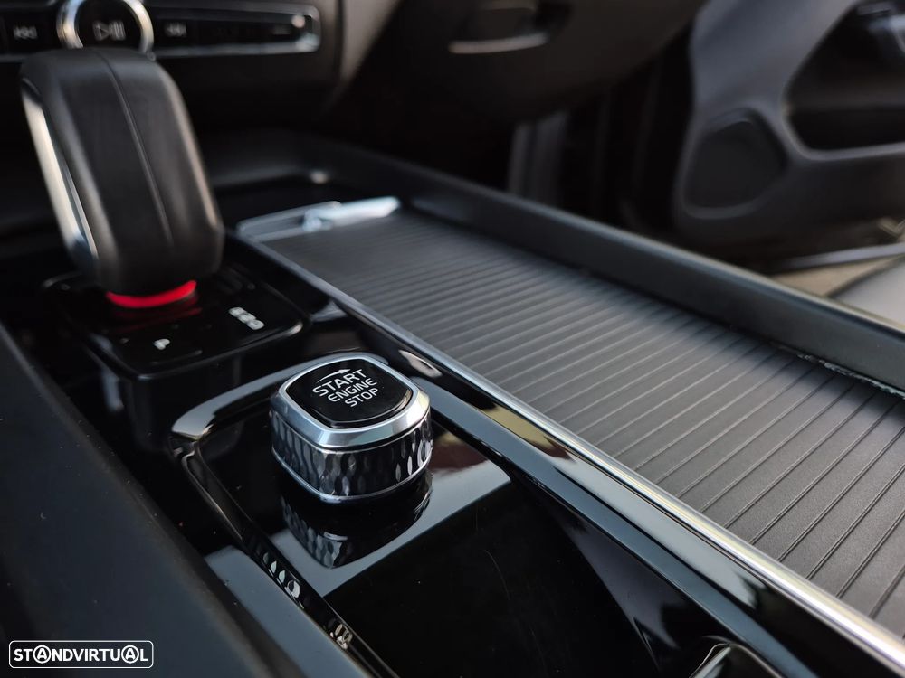 Volvo XC 60 2.0 T6 PHEV Inscription AWD - 39