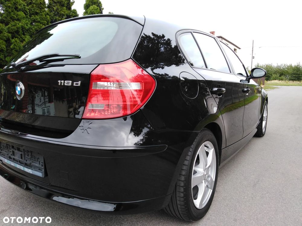 BMW Seria 1 118d DPF - 17