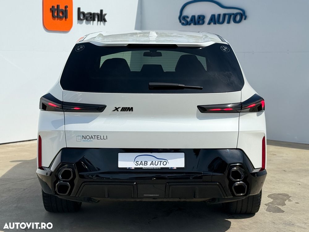 BMW XM 50e - 32