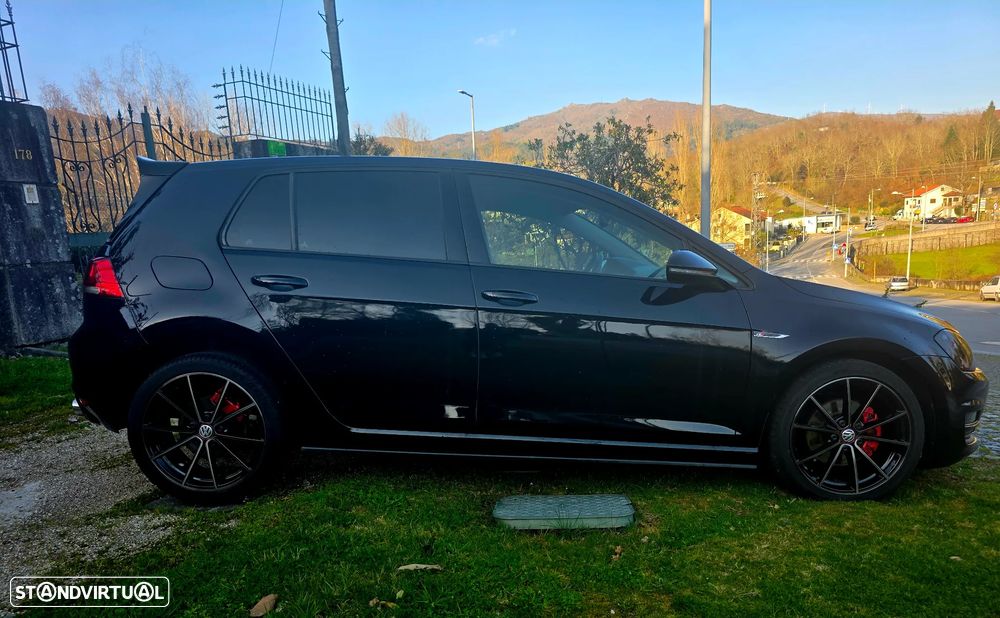 VW Golf 1.6 TDi R-Line - 6